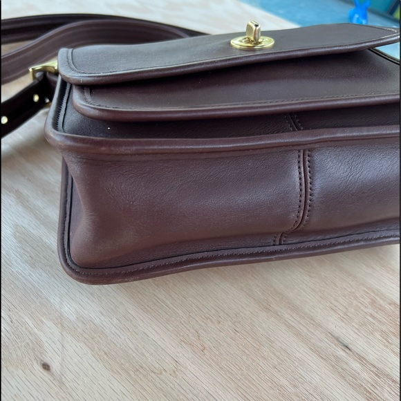 Coach Vintege Crossbody Bag - Picture 7 of 16